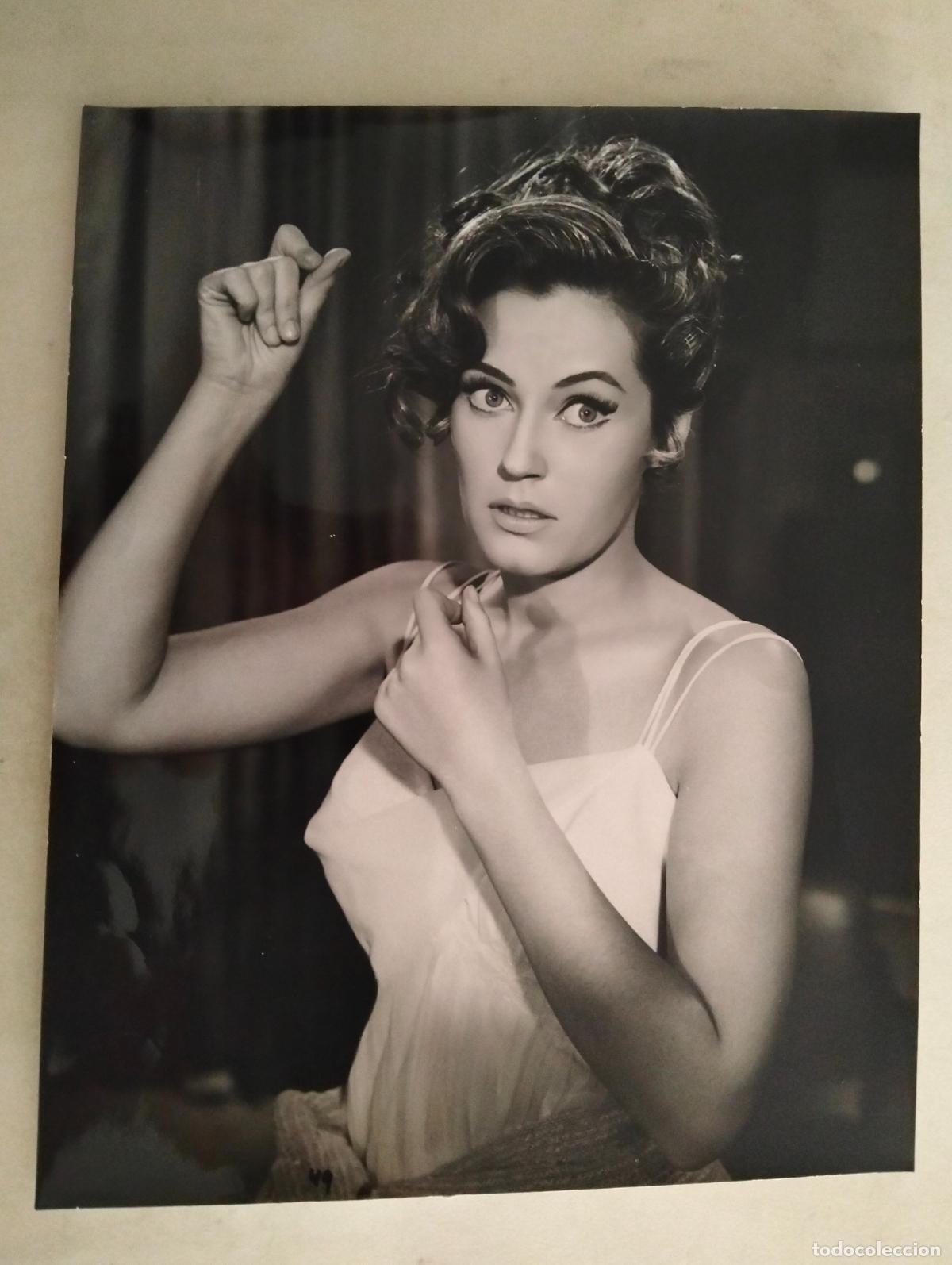 Cin&eacute;ma: FOTOGRAFIA PELICULA TU Y YO SOMOS TRES CON ANALIA GADE, MEDIDAS 24,5X19,5 CM