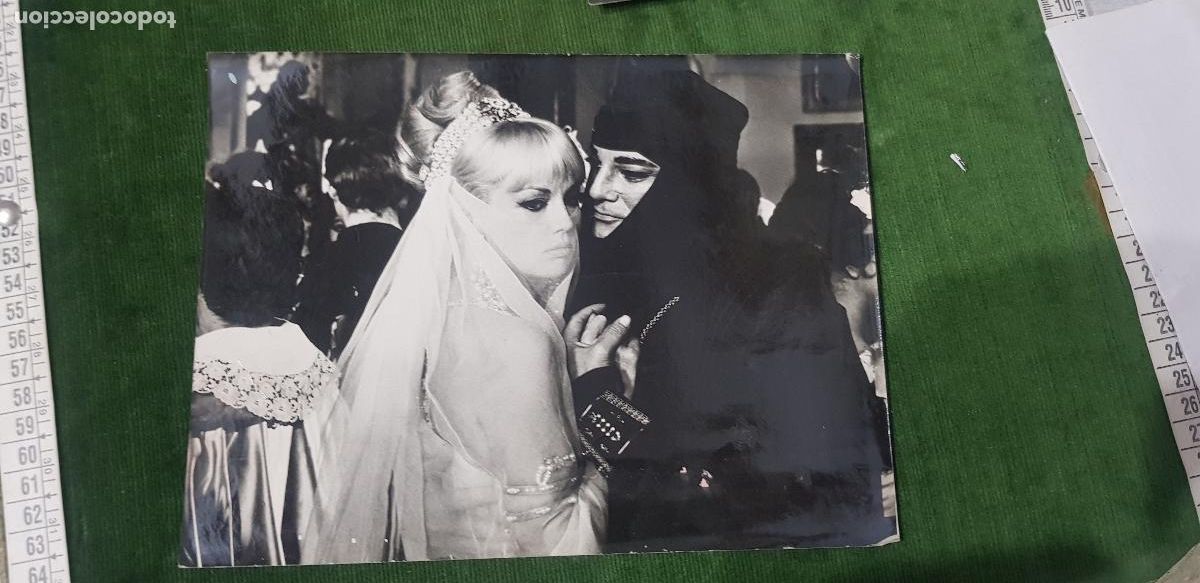 Cin&eacute;ma: FANTOMAS VUELVE 1965 -JEAN MARAIS-LOUIS DE FUNES-MYLENE DEMONGEON