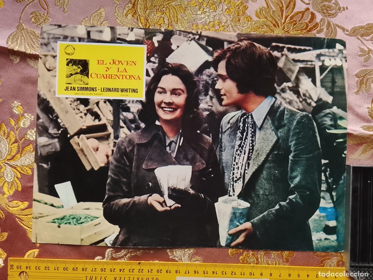 Cine: CINE CARTEL AFICHE FOTOCROMO ORIGINAL - EL JOVEN Y LA CUARENTONA JEAN SIMMONS LEONARD WHITING