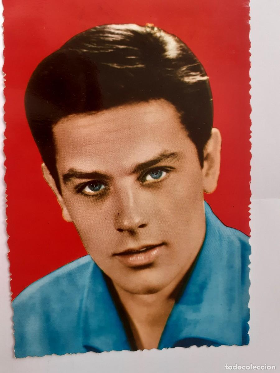 Kino: POSTAL - ALAIN DELON