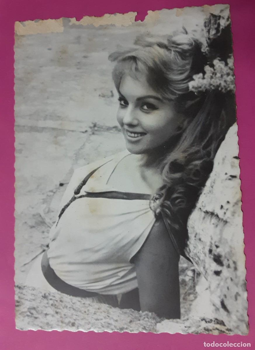 Cin&eacute;ma: MYL&Eacute;NE DEMONGEOT, TARJETA POSTAL UFA.