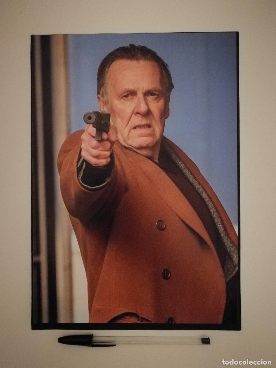 Cinema: FICHA COLECCIONABLE -A4- Tom Wilkinson