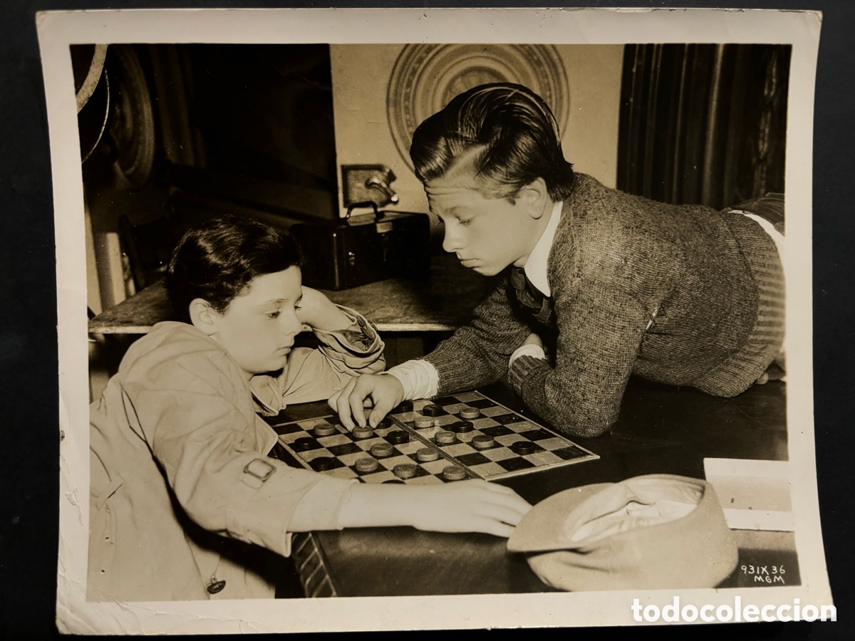Kino: Foto original MGM de Freddie Bartholomew y Mickey Rooney jugando a las damas