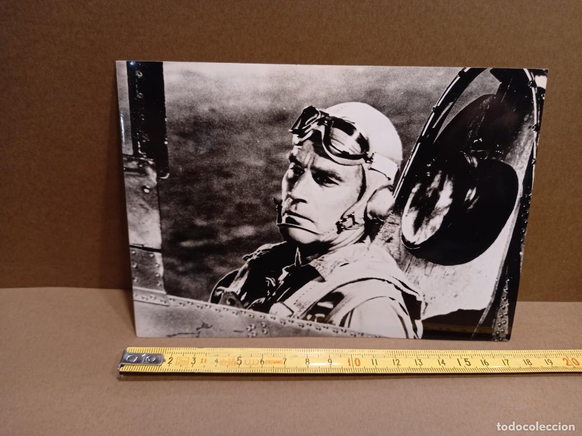 Cine: FOTOGRAFIA B/N LA BATALLA DE MIDWAY / COMPRA M&Iacute;NIMA 5&euro;