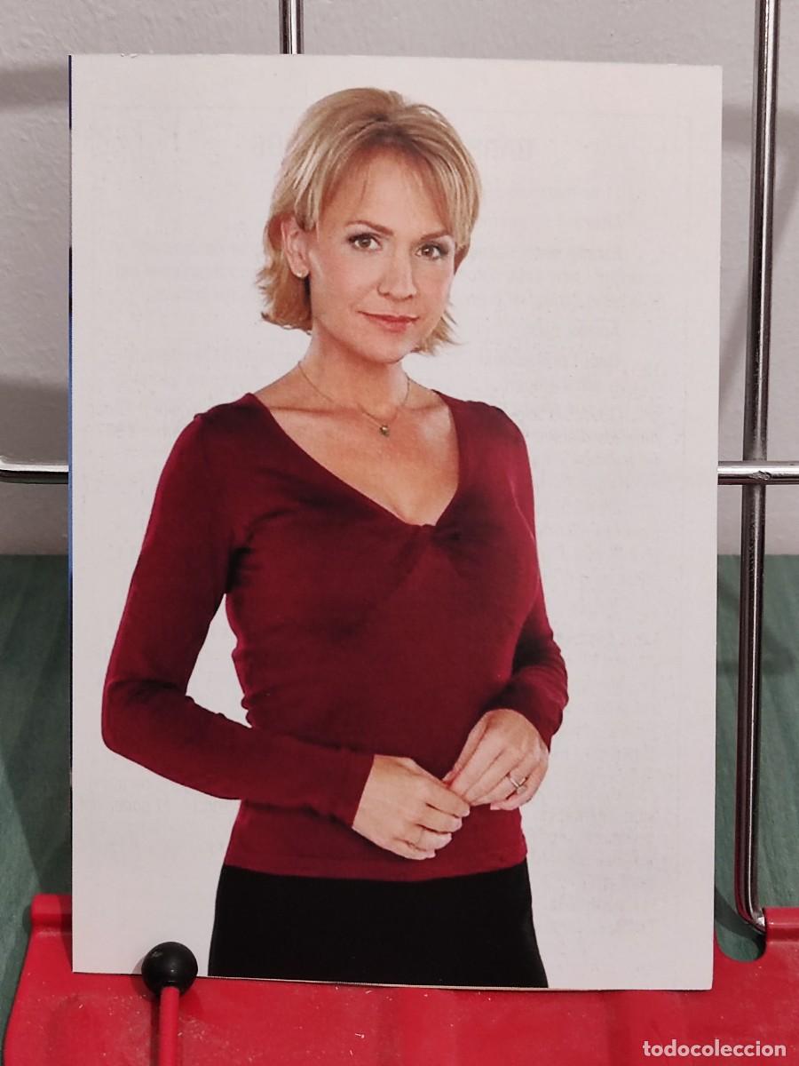 Cinema: Barbara Alyn Woods . Ficha revista accion cine