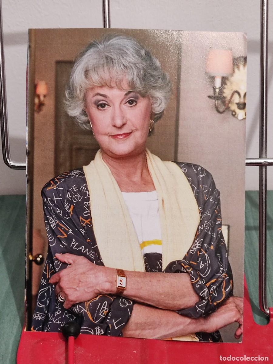 Cinema: Bea Arthur . Ficha revista accion cine