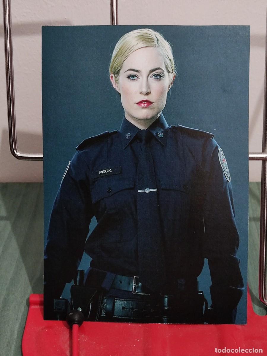 Cine: Charlotte Sullivan . Ficha revista accion cine