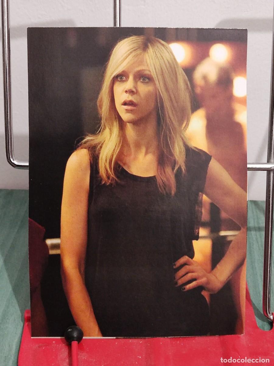 Cinema: Kaitlin Olson . Ficha revista accion cine