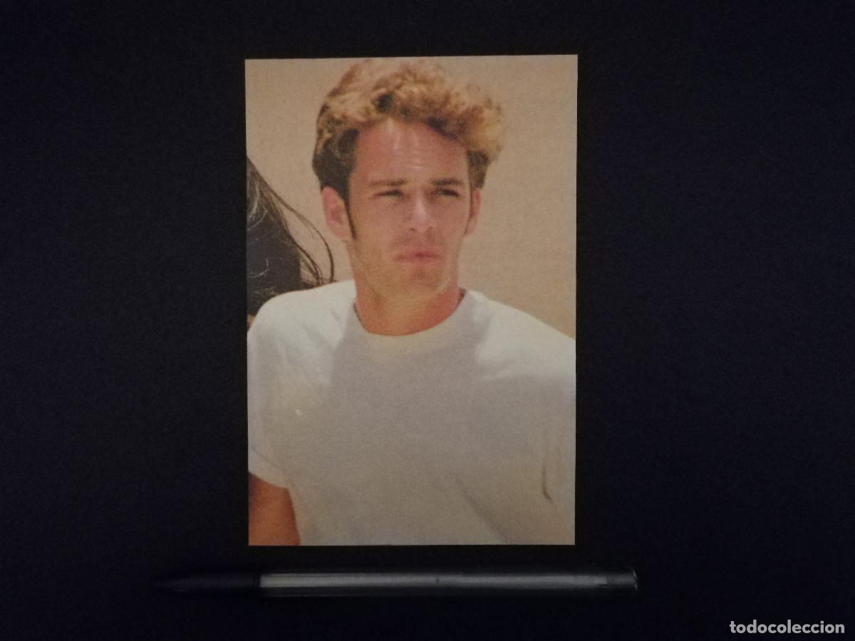 Cine: TARJETA ACARTONADA -10*15- LUKE PERRY