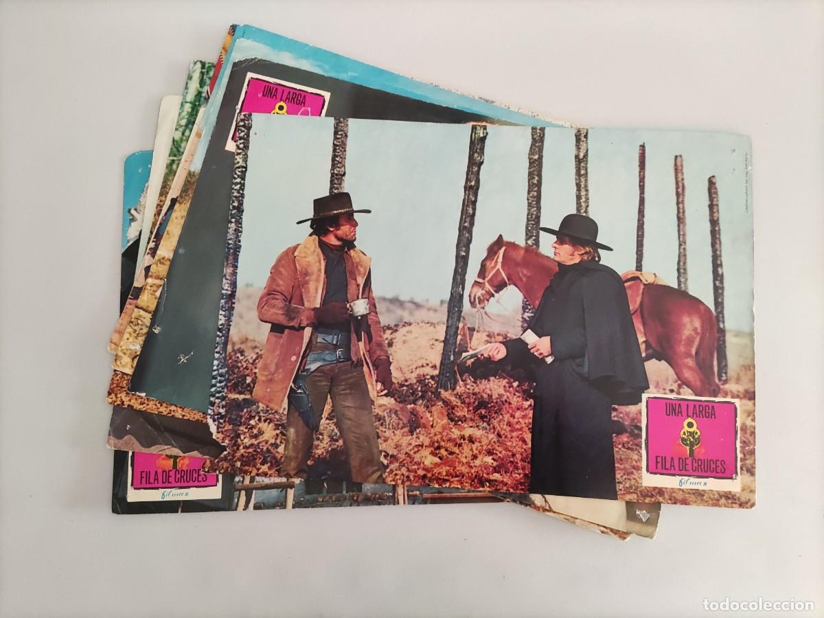 Kino: FT 291 - 8 Fotocromos Una larga fila de cruces
