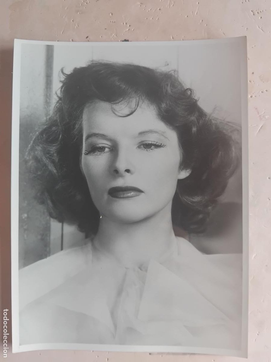 Cine: FOTOGRAFIA DE KATHARINE HEPBURN. 18 X 24 CM.
