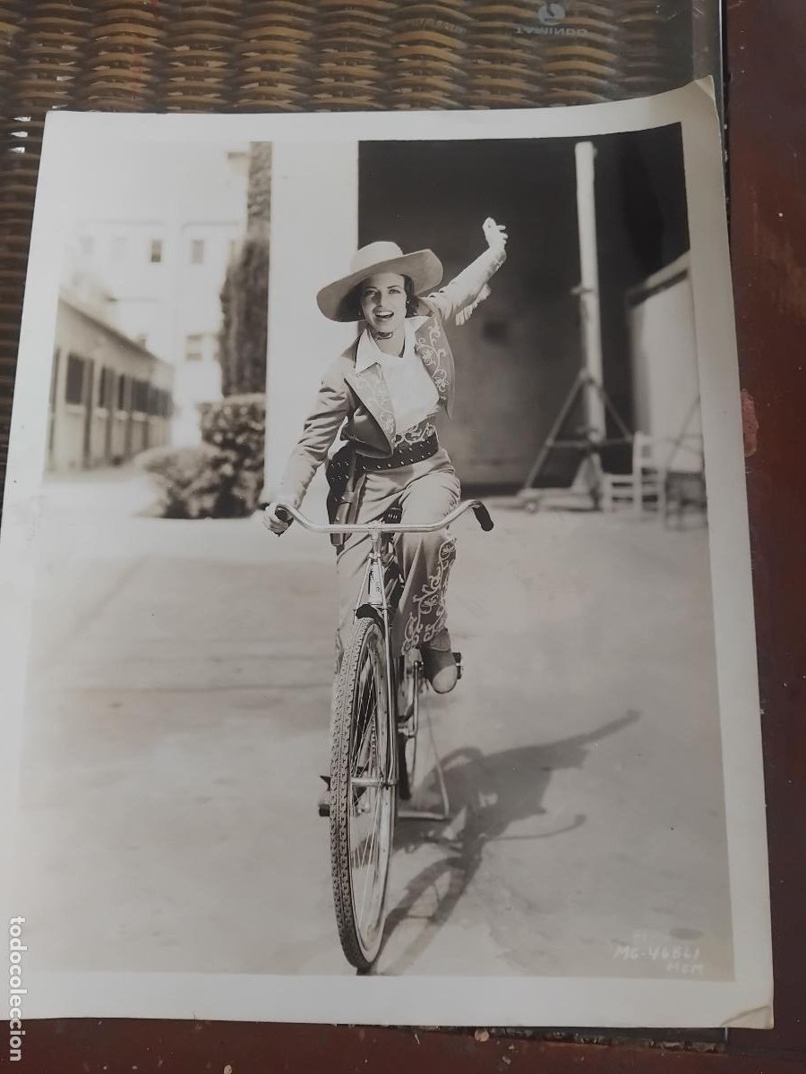 Cine: ANN LORING FOTOGRAFIA METRO GOLDWYN MAYER. 26 X 20.50 CM