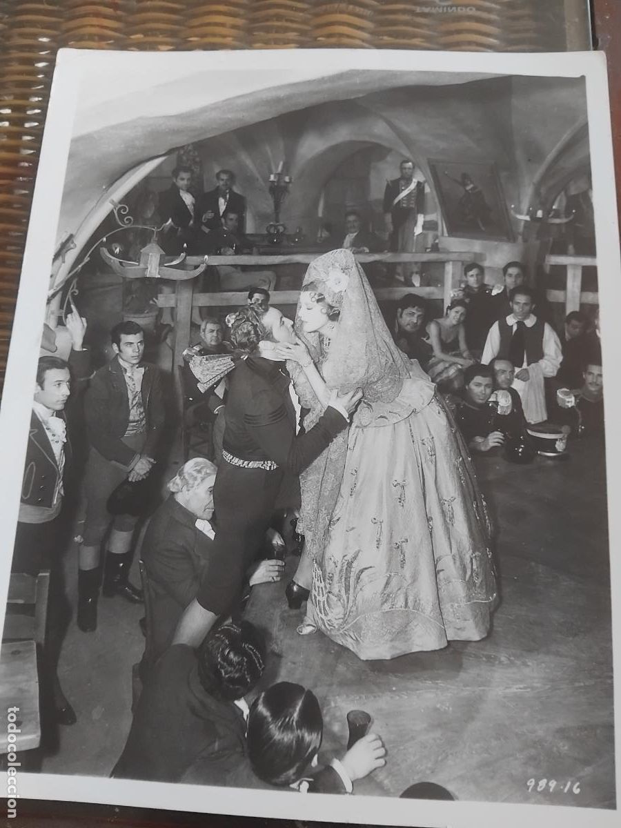 Cine: FOTOGRAFIA DE JEANETTE MCDONALD Y ALLAN JONES EN LA ESPIA DE CASTILLA. 20,50 X 26 CM.