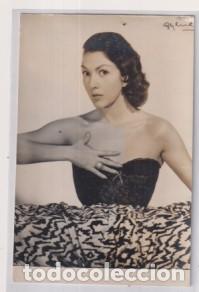 Cine: Fotograf&iacute;a tama&ntilde;o postal, sin reverso. Actriz Mar&iacute;a Felix