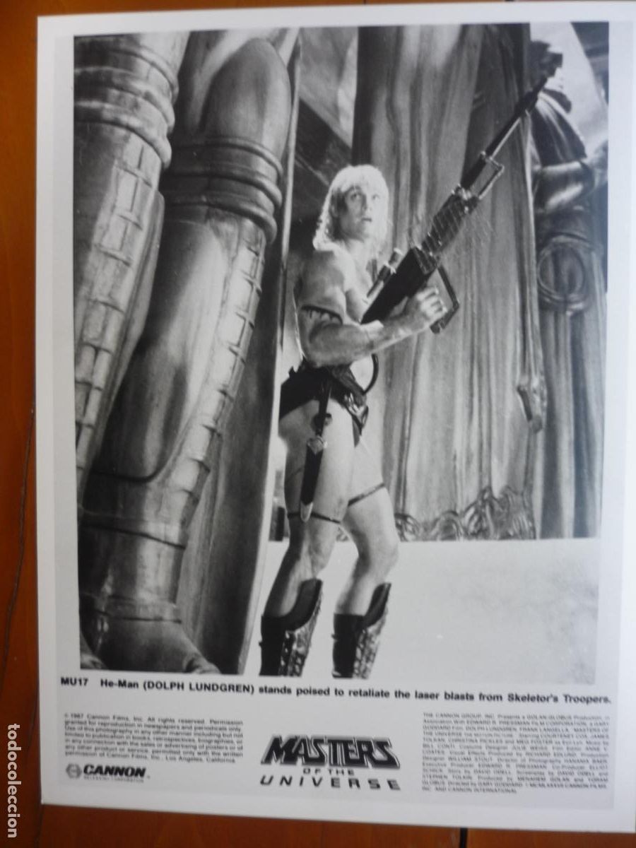 Kino: masters del universo - foto b/n original - dolph lundren he-man