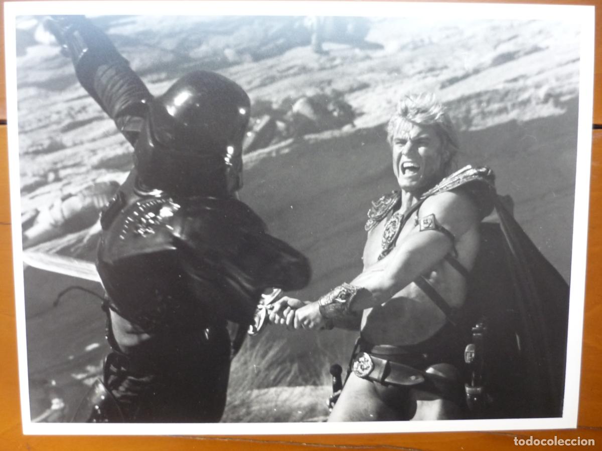 Kino: masters del universo - foto b/n original - dolph lundren he-man