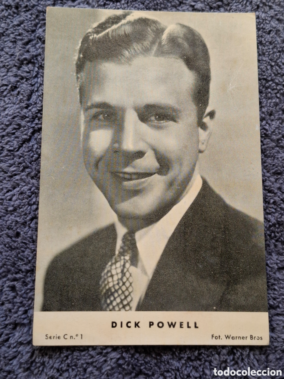 Cine: P4. Dirck Powell - Serie C, N.&deg; 1, Foto: Warner Bros.