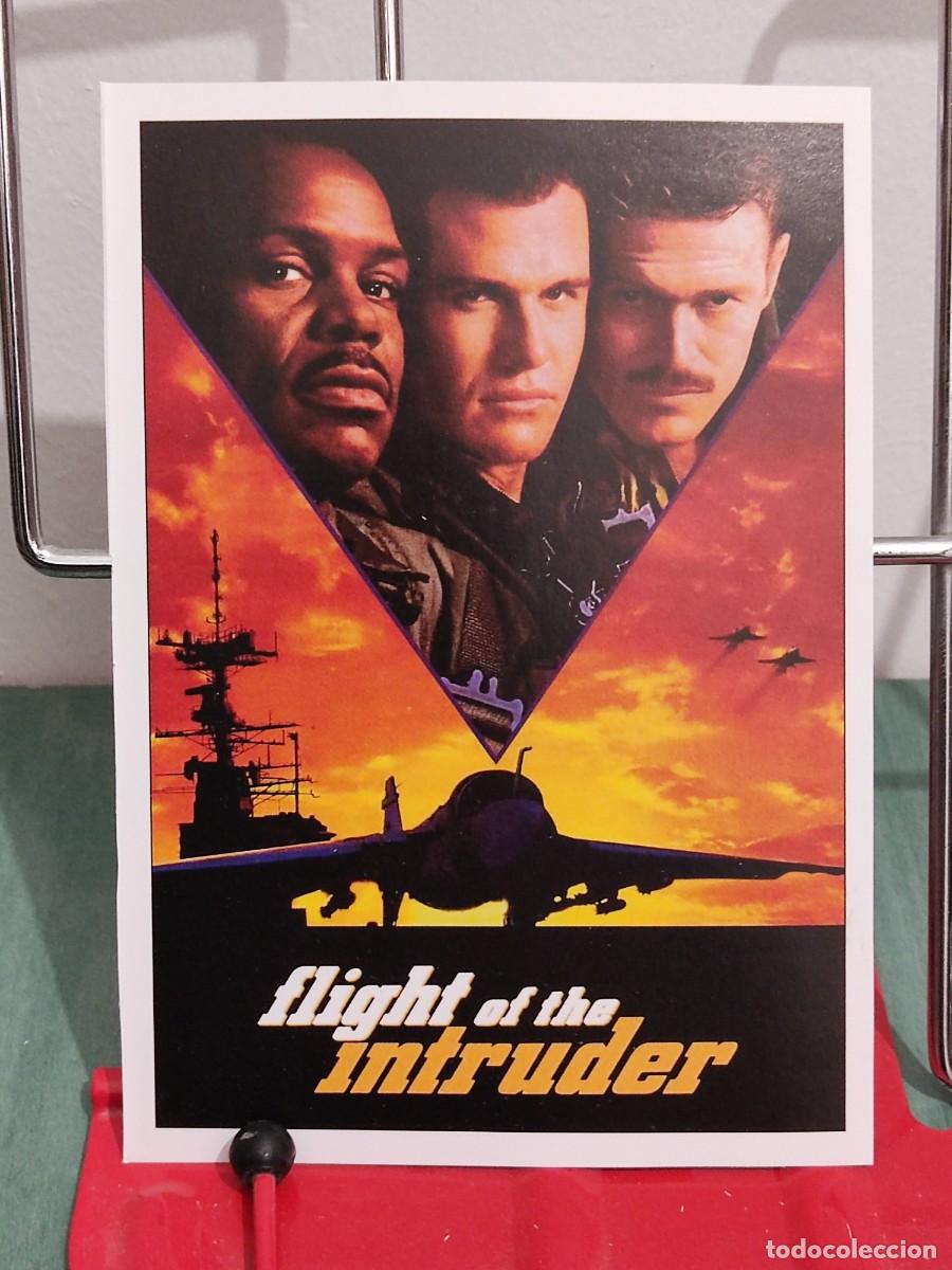 Cinema: El vuelo del intruder . Ficha revista Accion cine