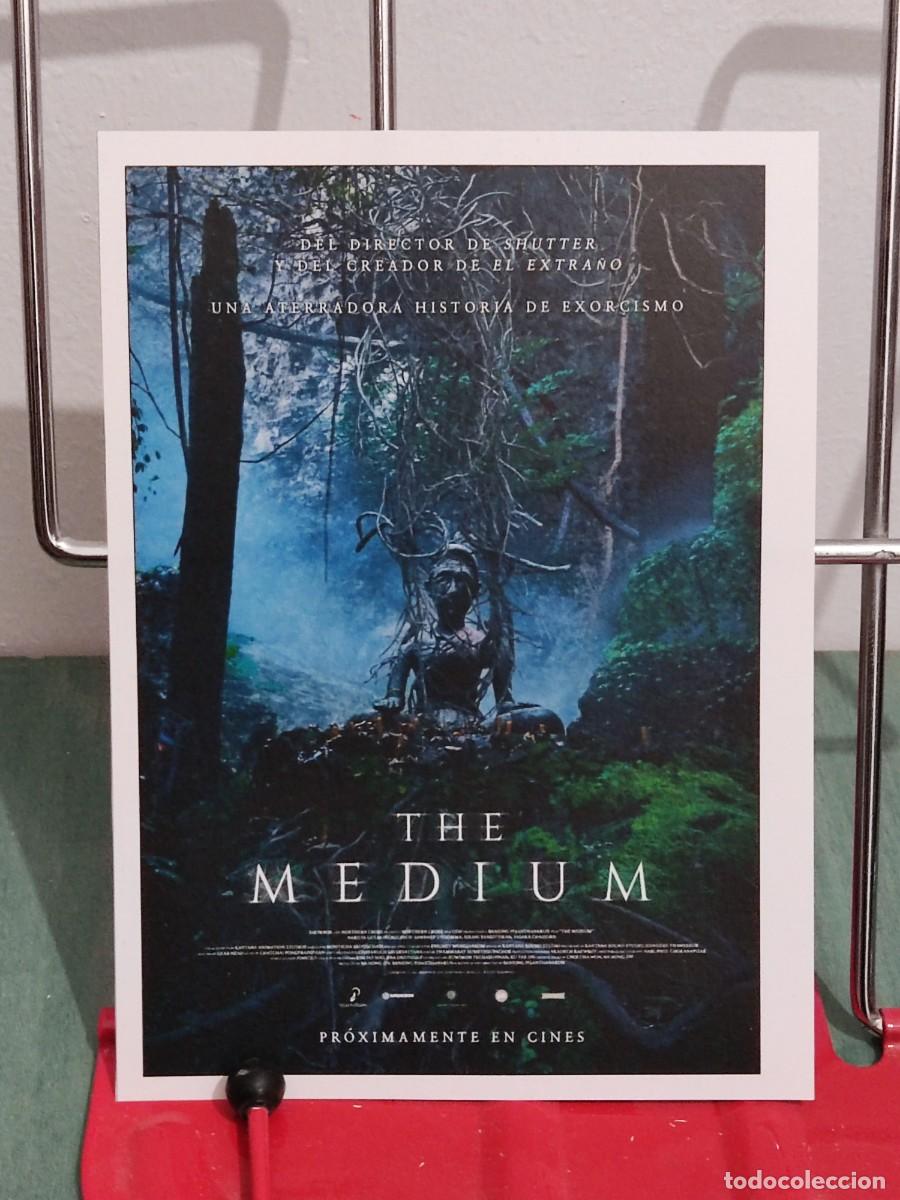 Cine: The medium . Ficha revista Accion cine