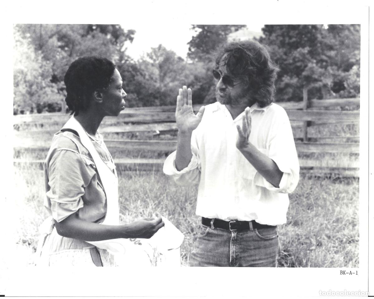Cine: F35677 STEVEN SPIELBERG EL COLOR PURPURA DIRECTOR FOTO B/N ORIGINAL AMERICANA