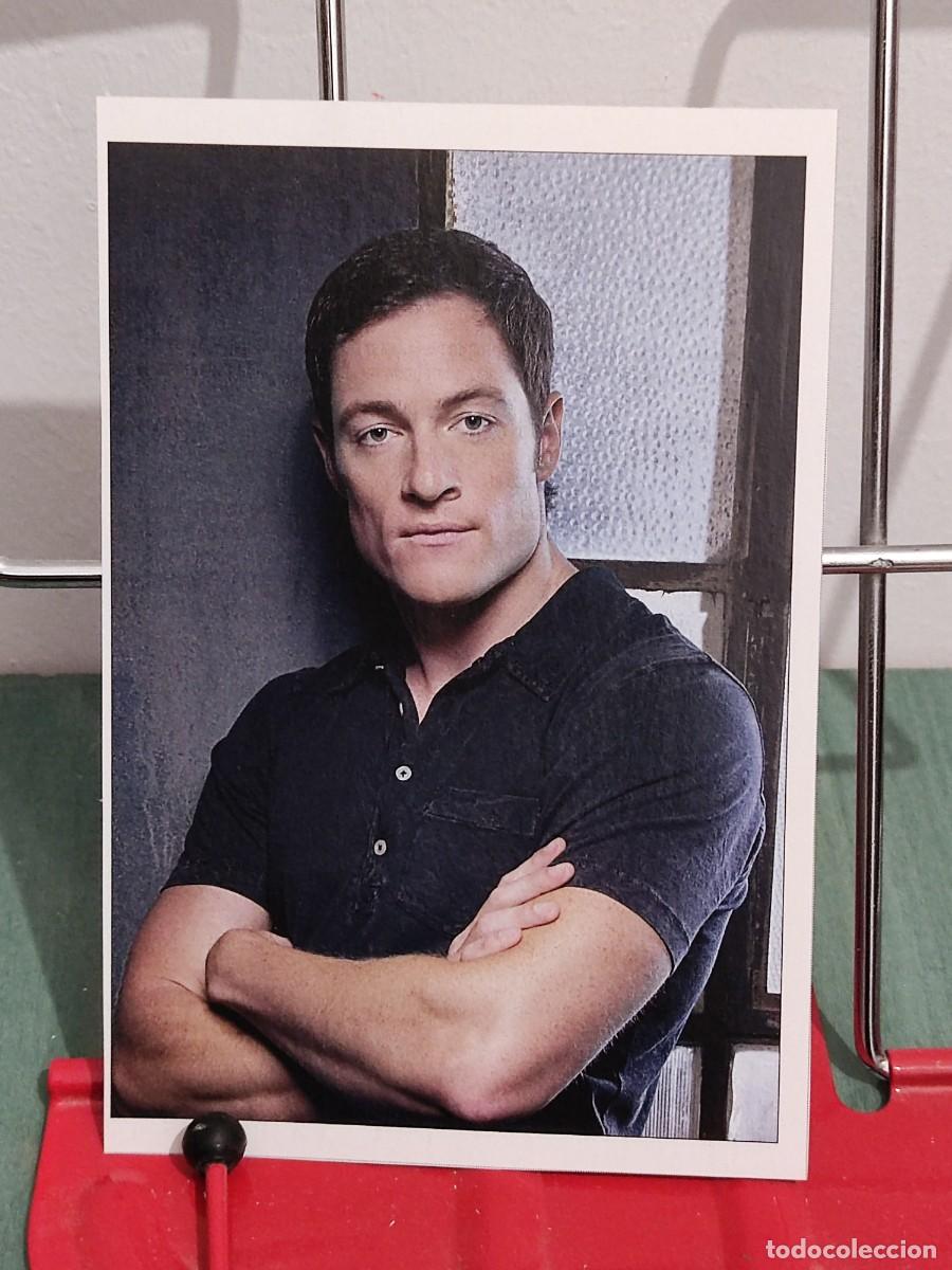 Cine: Tahmoh Penikett . Ficha revista Accion cine