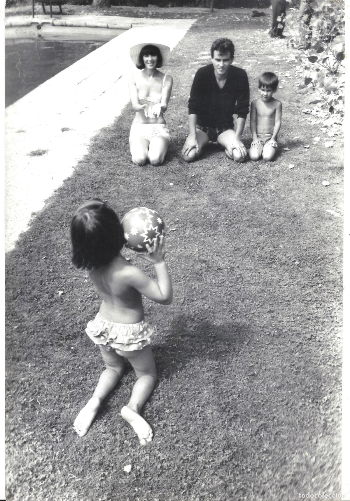 Kino: F35776 HORST BUCCHOLZ en familia FOTO B/N ORIGINAL ESPA&Ntilde;OLA FOTOGRAFO CESAR LUCAS