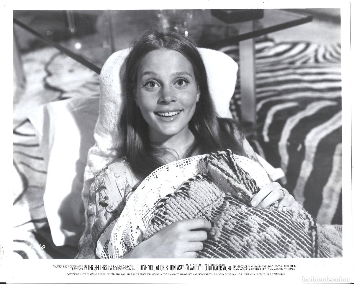 Kino: F35904 LEIGH TAYLOR-YOUN I LOVE YOU ALICE B TOKLAS FOTO B/N ORIGINAL AMERICANA