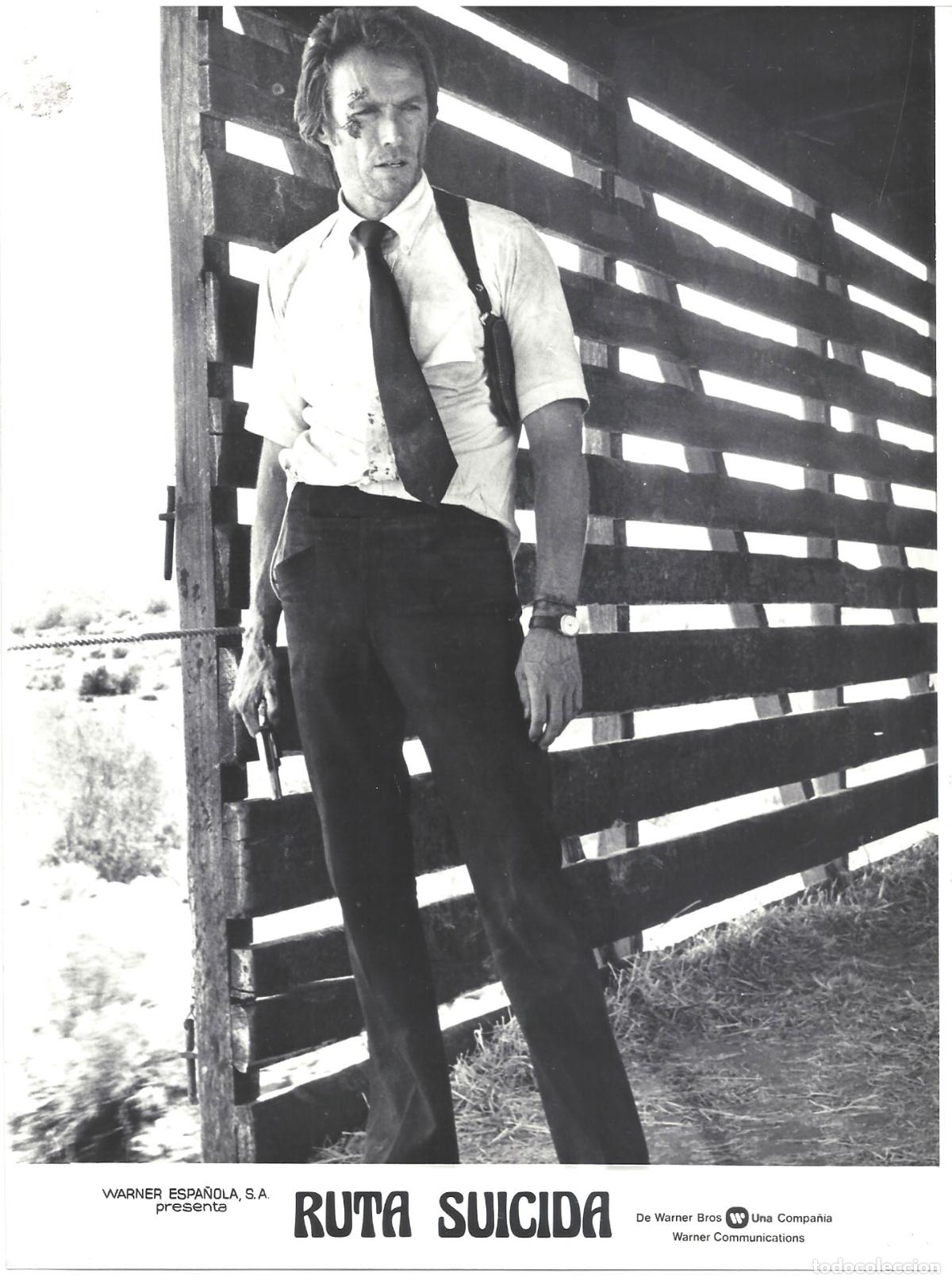 Kino: F35957 CLINT EASTWOOD RUTA SUICIDA FOTO B/N ORIGINAL ESPA&Ntilde;OLA