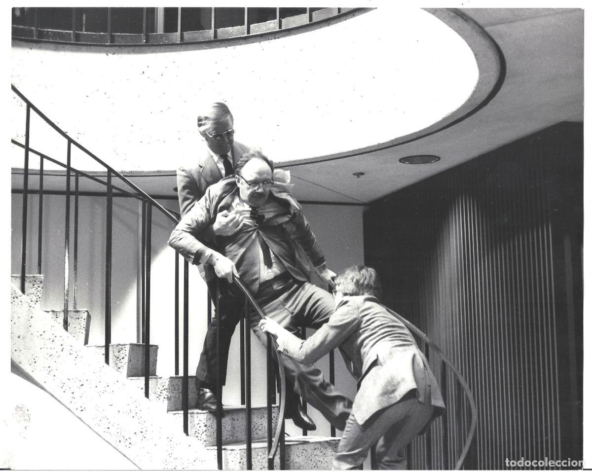 Kino: F35997 GENE HACKMAN LA CONVERSACION FOTO B/N ORIGINAL ESPA&Ntilde;OLA