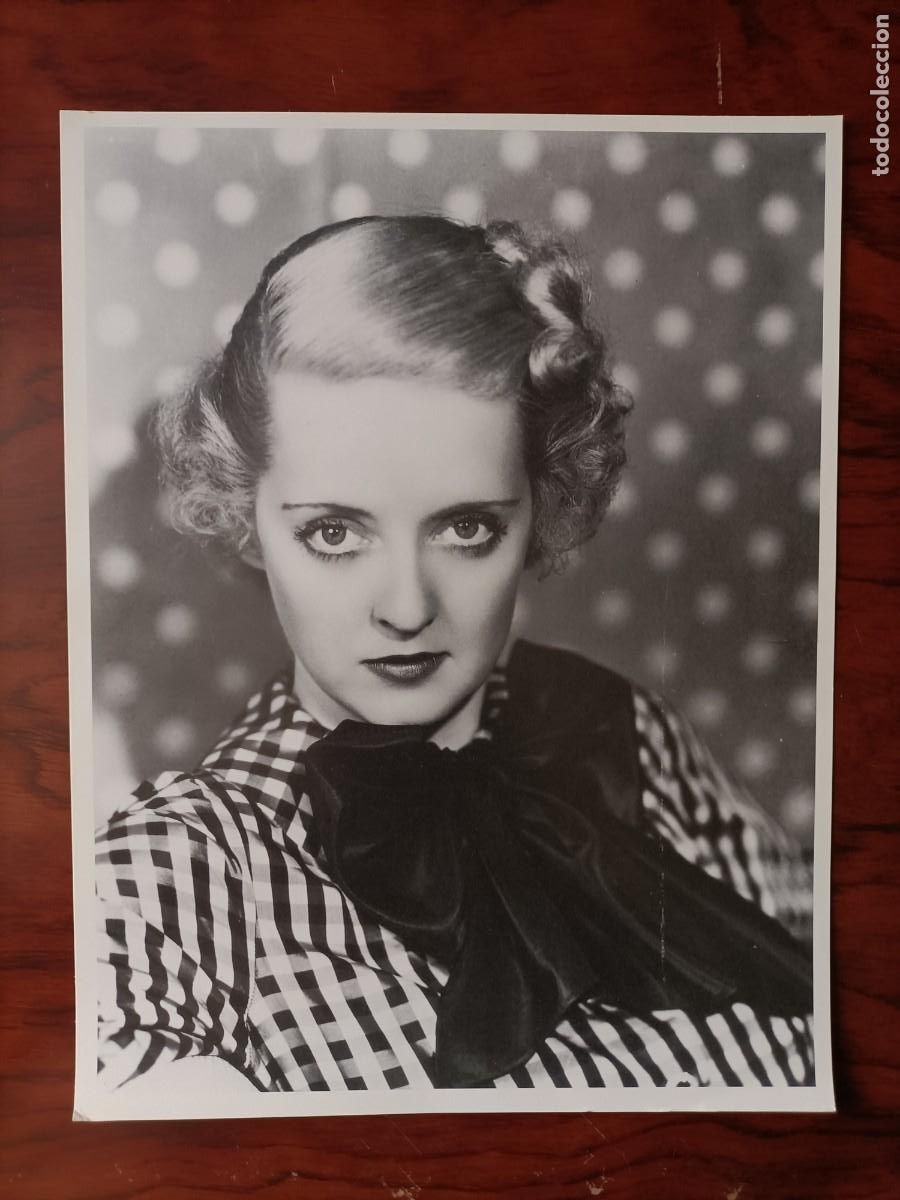 Cine: FOTO Y FICHA DE BETTE DAVIS. COLECCI&Oacute;N 25 GRANDES MITOS DE HOLLYWOOD. 26X20 C.M.