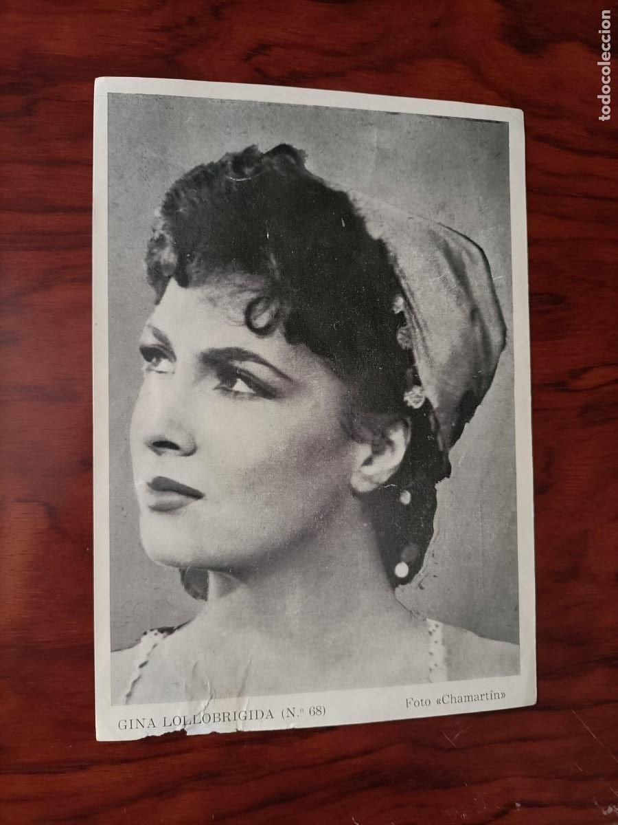 Kino: FOTO FICHA DE LA ACTRIZ. GINA LOLLOBRIGIDA. COLECCI&Oacute;N DE ARTISTAS DE LA PANTALLA, N&ordm; 68. 17X12 C.M.