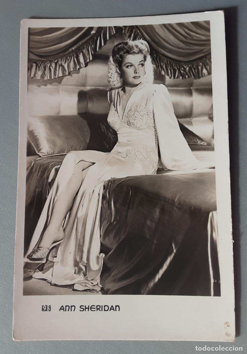 Cine: ANN SHERIDAN POSTAL EN BLANCO Y NEGRO.