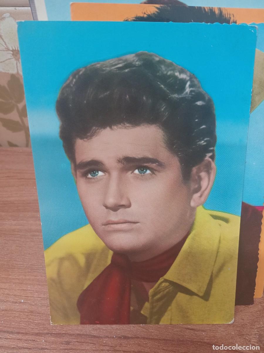 Cine: POSTAL - MICHAEL LANDON