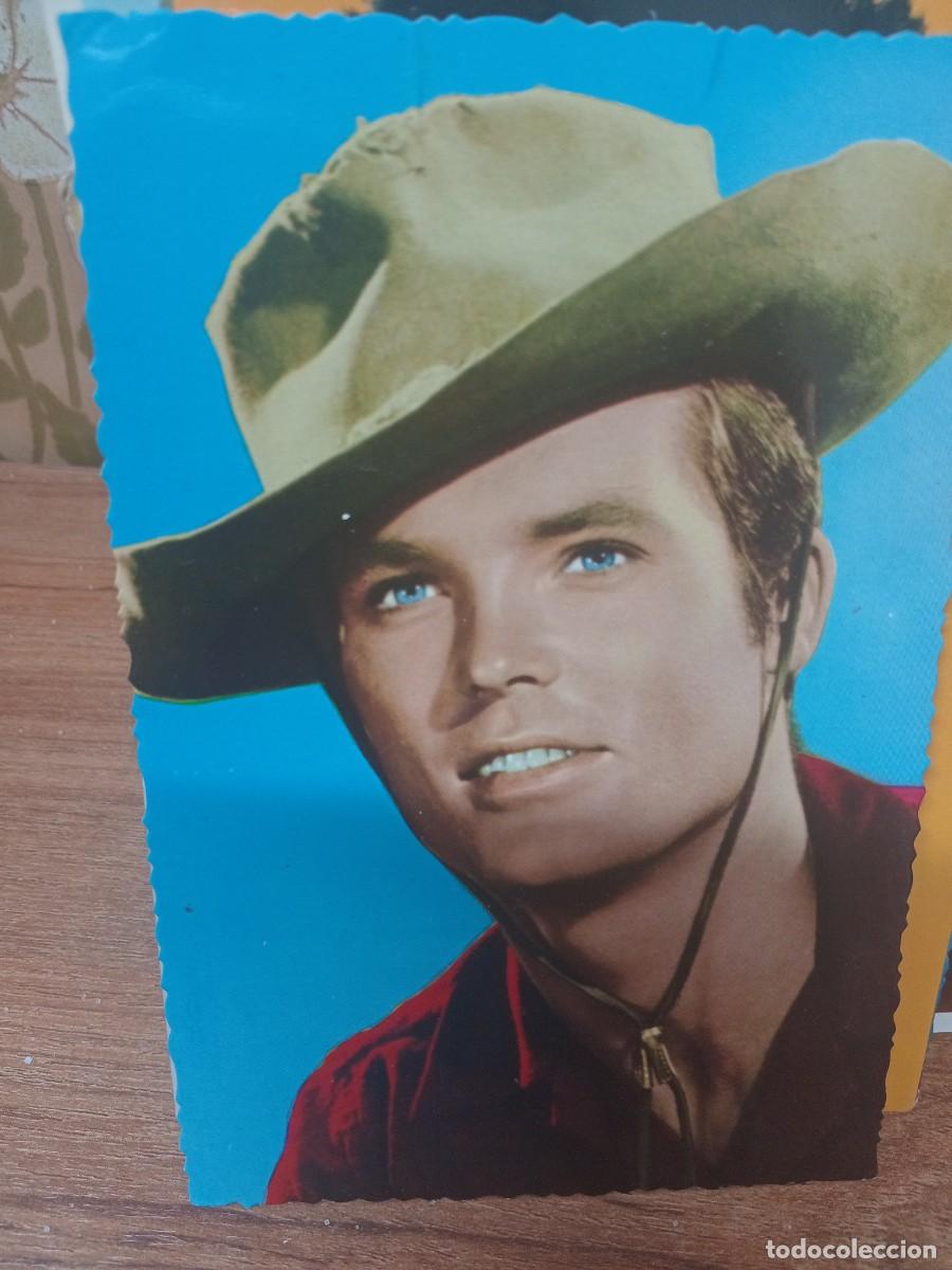 Cine: POSTAL - TY HARDIN - BRONCO