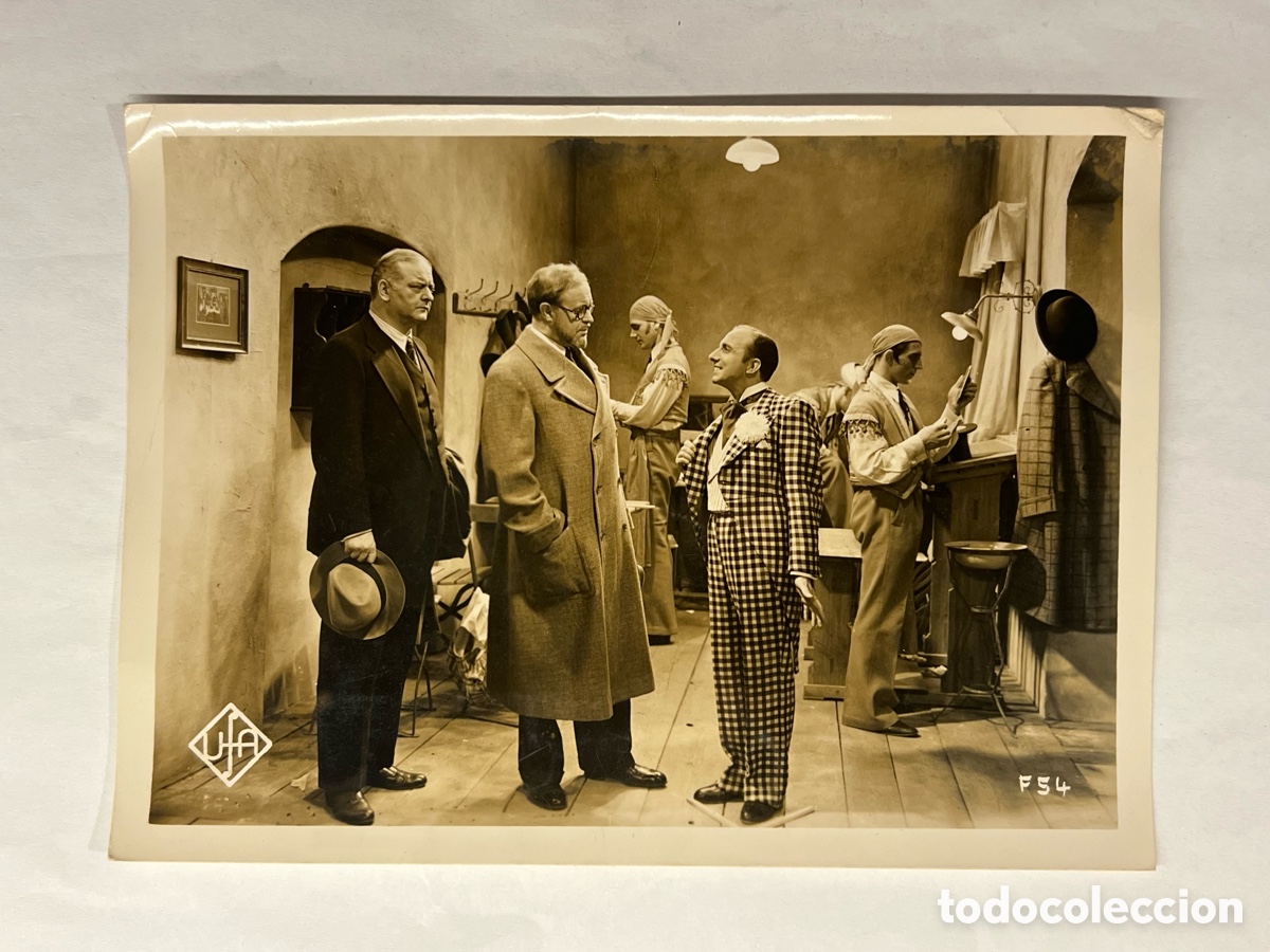 Kino: UFA, Estudios Alemanes de cine.. (1917-1945) por identificar.. Med&iacute;das: 12 x 18 cm.,