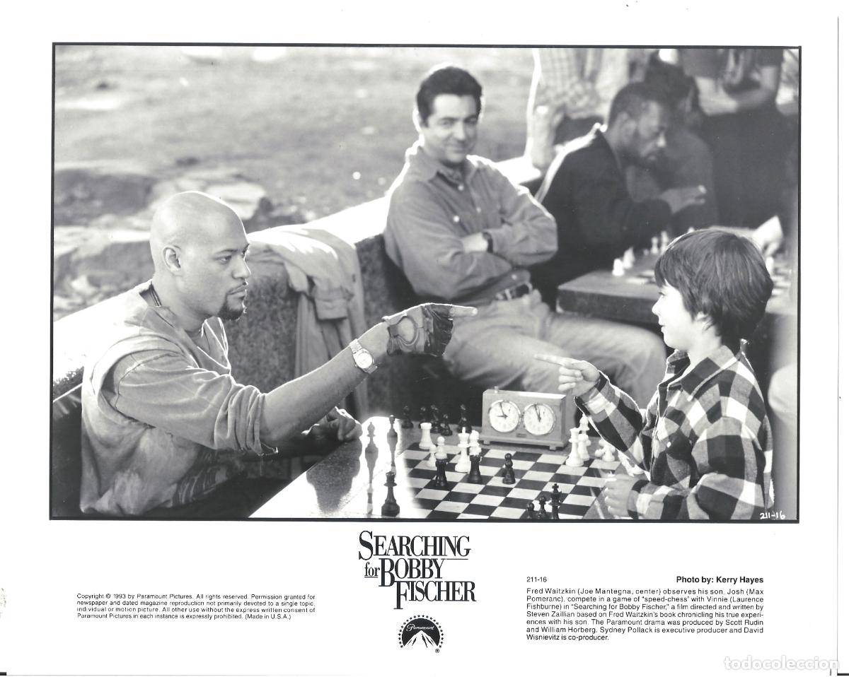 Cinema: F36033 FISHBURNE MANTEGNA EN BUSCA DE BOBBY FISCHER AJEDREZ FOTO B/N ORIG AMERICANA fot. KERRY HAYES