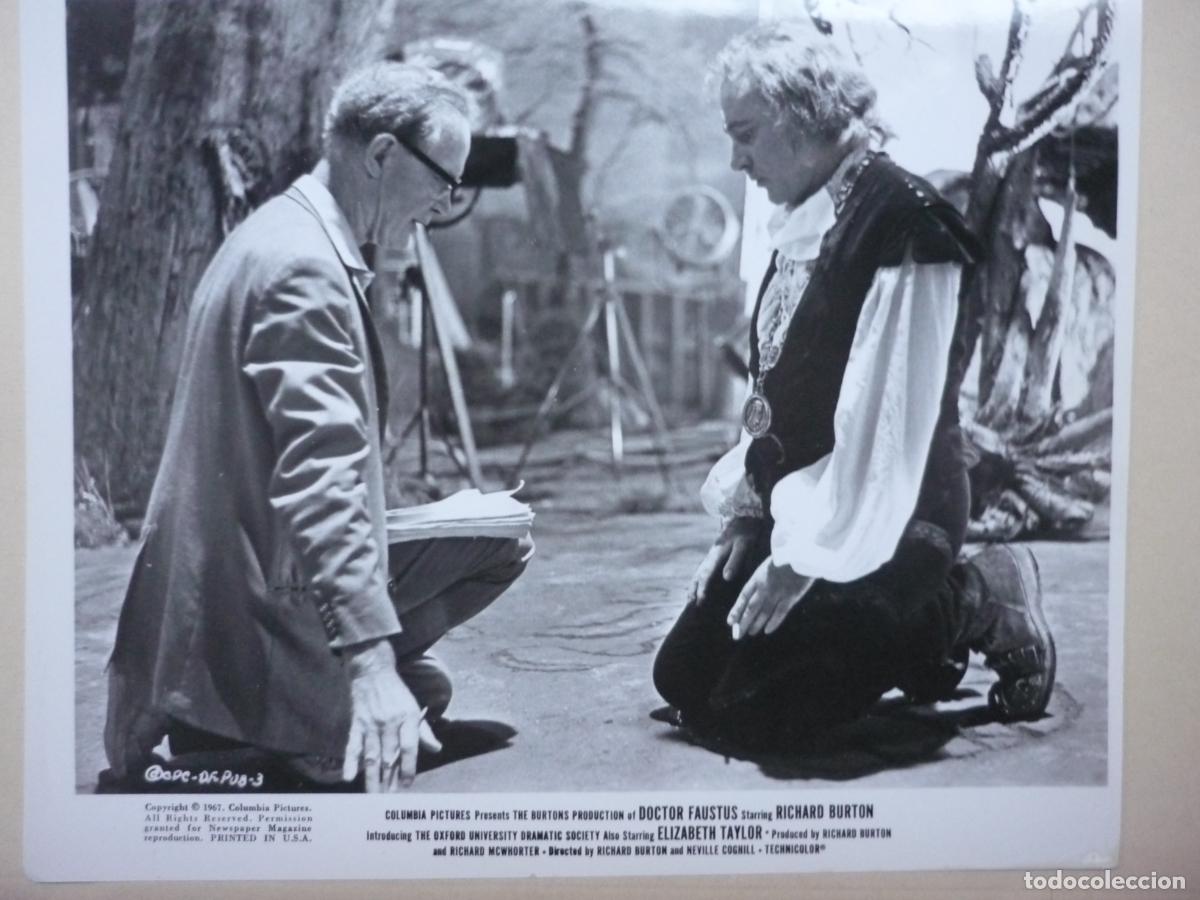 Cin&eacute;ma: neville coghill - foto original b/n - director de cine filmmaker - doctor faustus richard burton