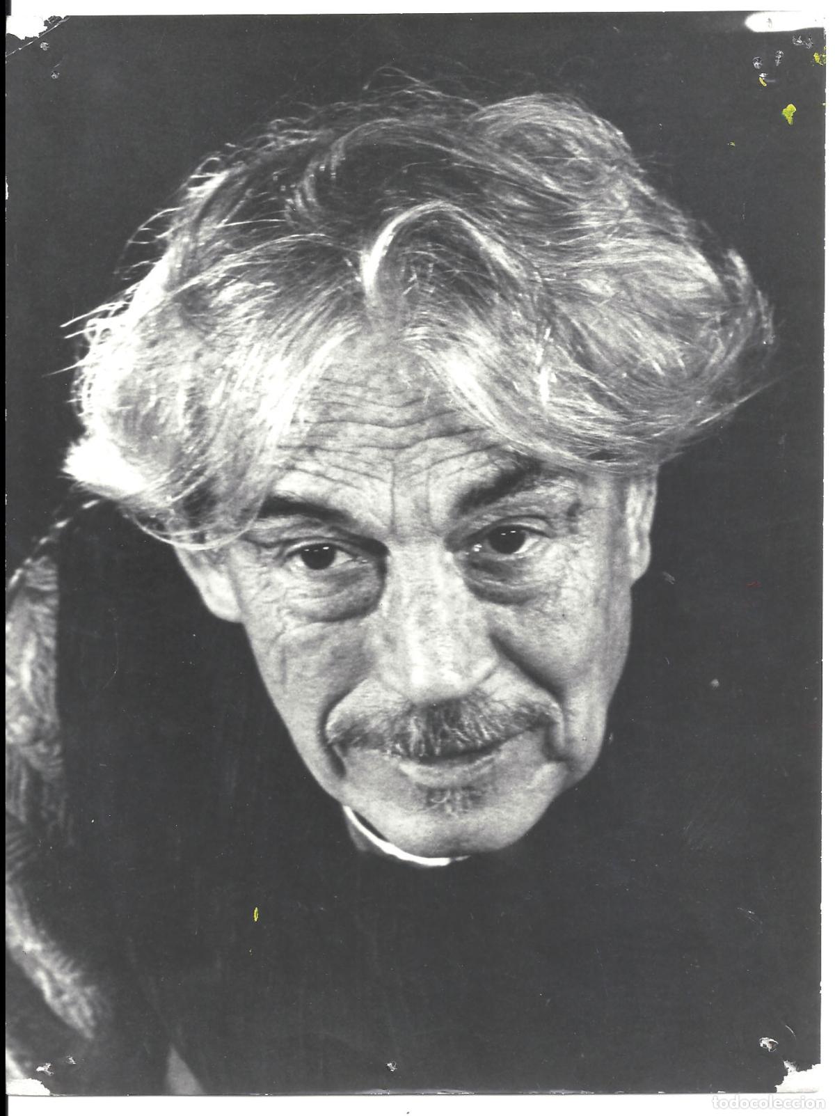 Cine: F36298 JOHN HUSTON DIRECTOR PASEO POR EL AMOR Y LA MUERTE FOTO B/N ORIGINAL ESPA&Ntilde;OLA