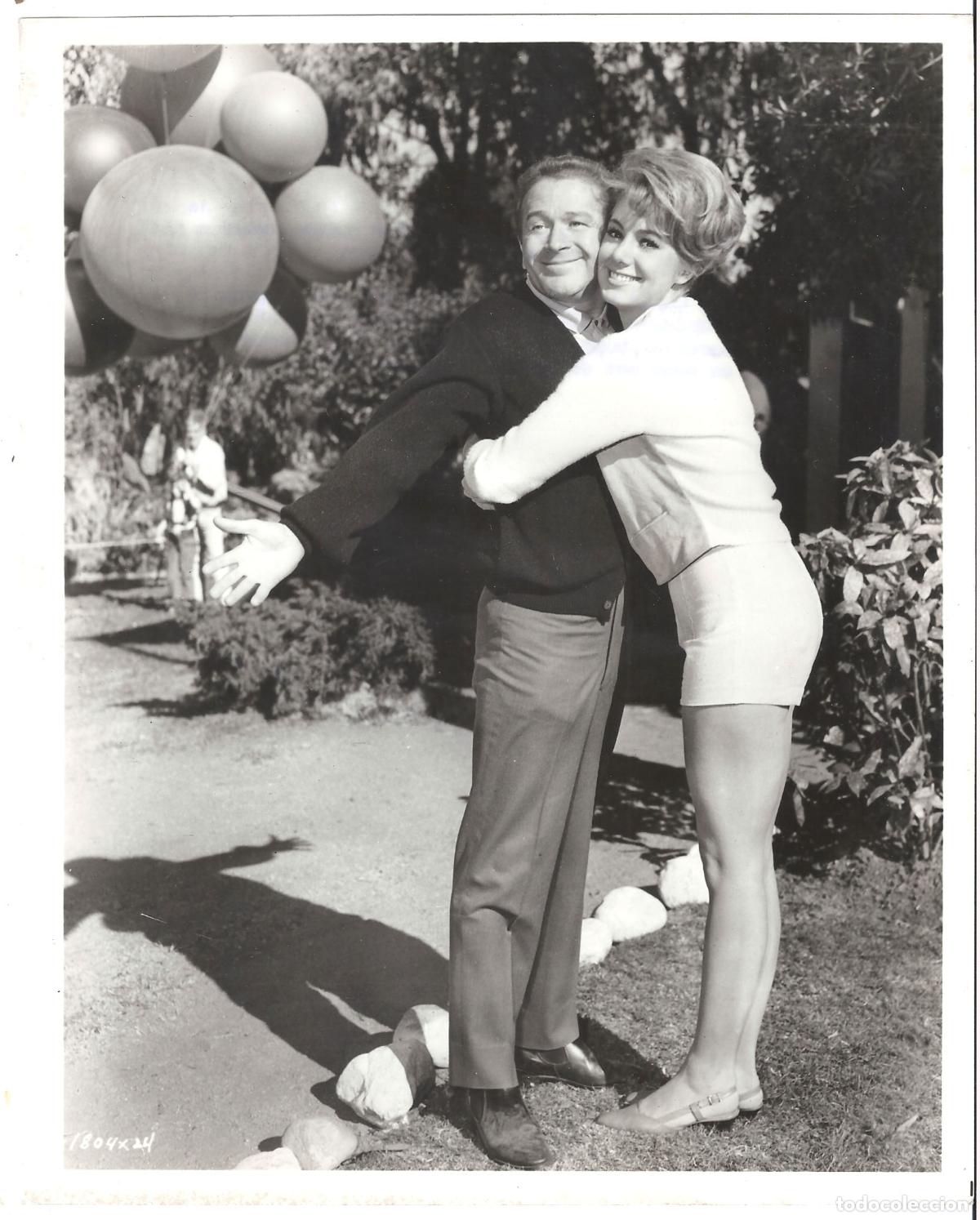 Cine: F36995 SHIRLEY JONES RED BUTTONS MOON WALK B/N ORIGINAL AMERICANA