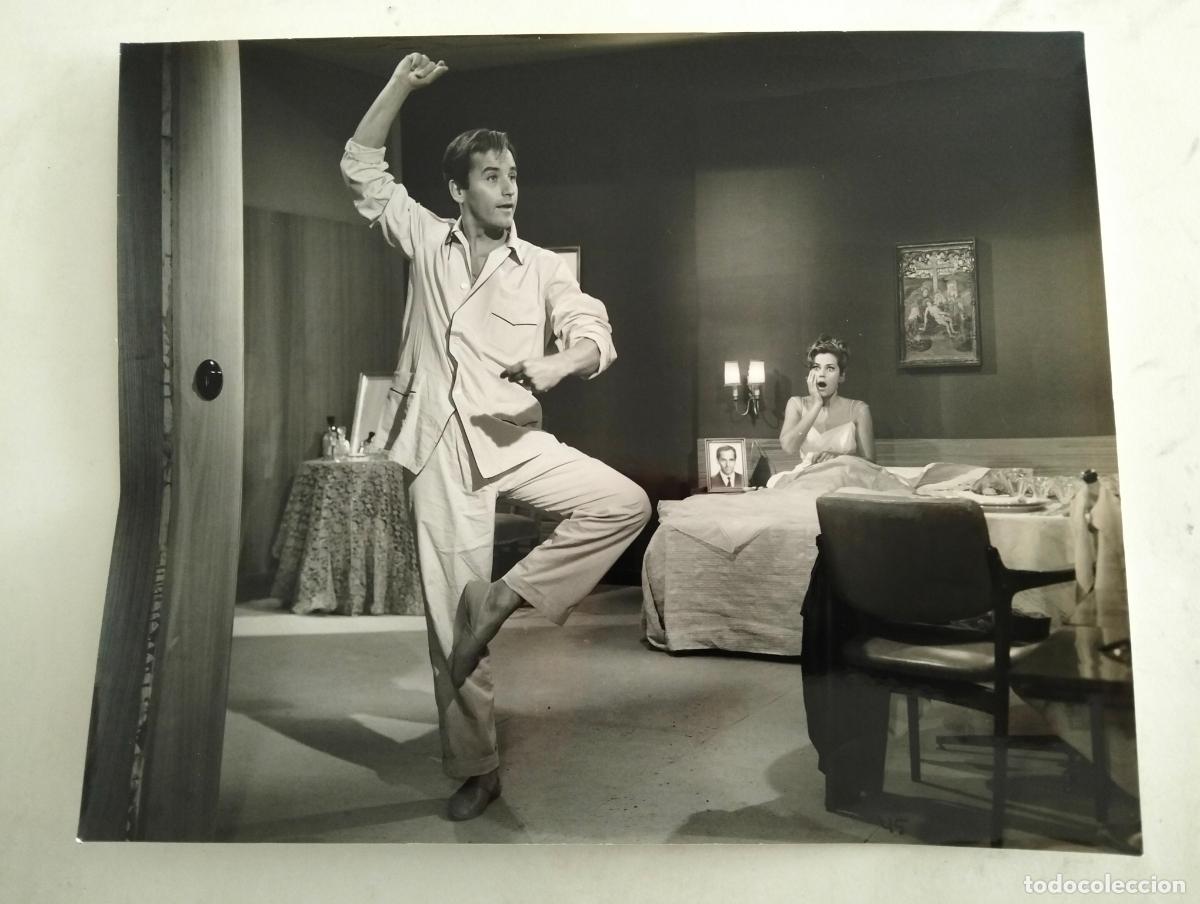 Cine: FOTOGRAFIA PELICULA TU Y YO SOMOS TRES, CON ANALIA GADE Y ALBERTO DE MENDOZA