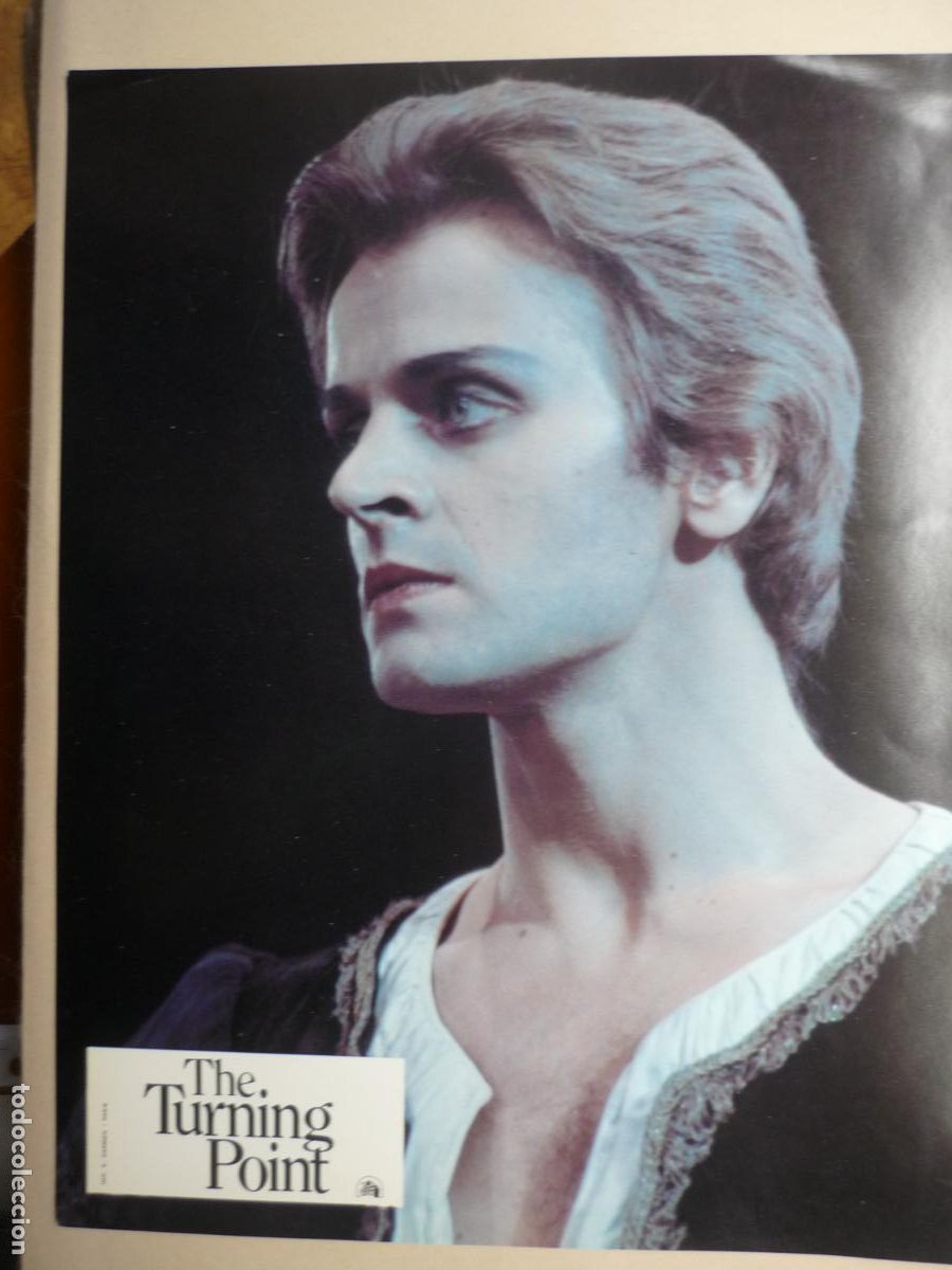 Cinema: Mikhail Baryshnikov - fotocromo original color francia - paso decisivo - dancer