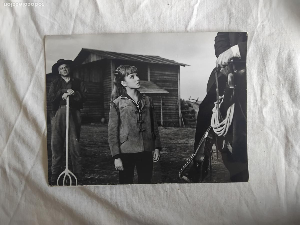 Cin&eacute;ma: FOTO DE DOS PISTOLAS GEMELAS. PILI Y MILI. SEAN FLYNN.