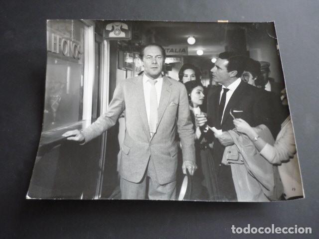 Cin&eacute;ma: REX HARRISON CON VIRGILIO TEXEIRA ACTOR ANTIGUA FOTOGRAFIA 24 X 20 CM