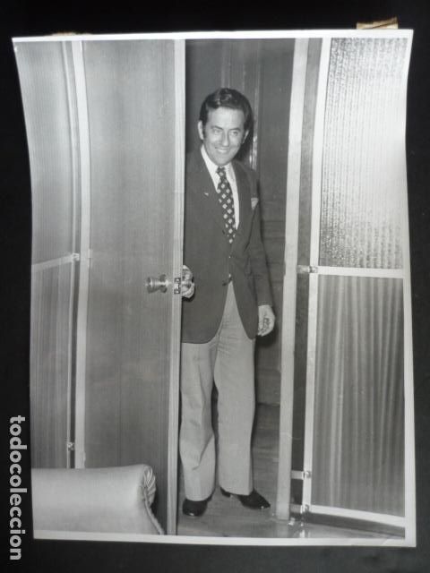 Cine: CRUZ DELGADO DIRECTOR DE CINE ANTIGUA FOTOGRAFIA 24 X 18 CM