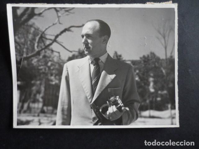 Cin&eacute;ma: ANTONIO BALLESTEROS CAMARA DE CINE ANTIGUA FOTOGRAFIA 9 X 12 CM