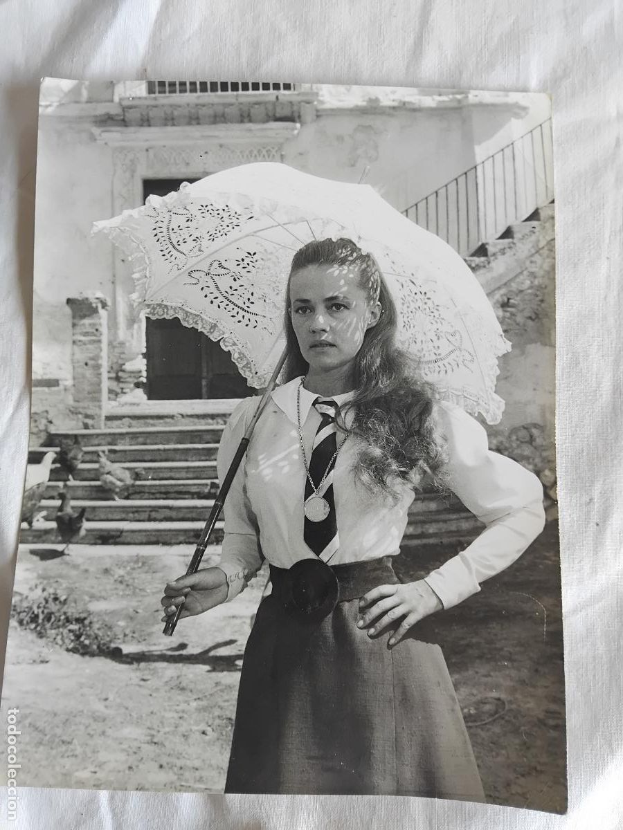 Cine: FOTO DE JEANNE MOREAU. PHOTO C. MARTIN / DALMAS. 18 X 24 CM.