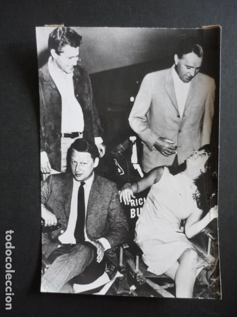 Cine: RICHARD BURTON Y LIZ TAYLOR ACTORES ANTIGUA FOTOGRAFIA 15 X 20 CM