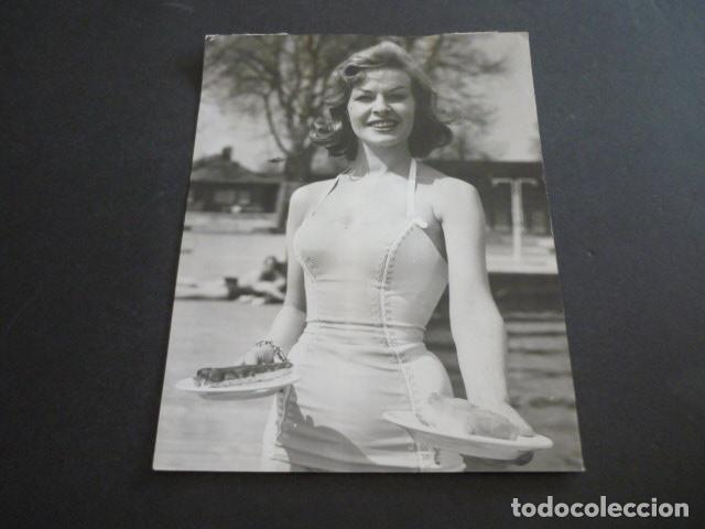 Cinema: CORA ROBERTS ACTRIZ ANTIGUA FOTOGRAFIA 15 X 20 CM