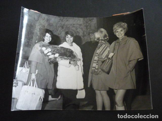 Cinema: JULIE ROGERS CANTANTE ANTIGUA FOTOGRAFIA 18 X 24 CM
