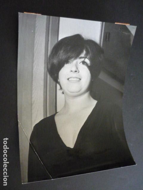 Cinema: LIZ ELLIOT CANTANTE ANTIGUA FOTOGRAFIA 18 X 24 CM